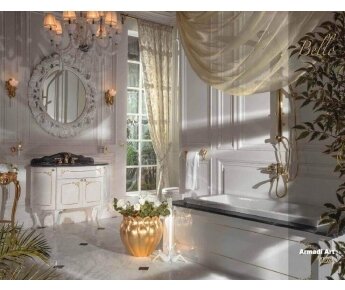ארון אמבטיה מעוצב בגוון לבן עם דקורים בזהב